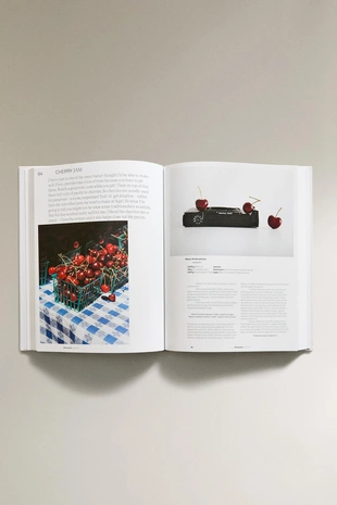 Книга THE SQIRL JAM (на английском)- Заказать в России