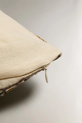 Чехол для подушки с тюфтингом- Заказать в России