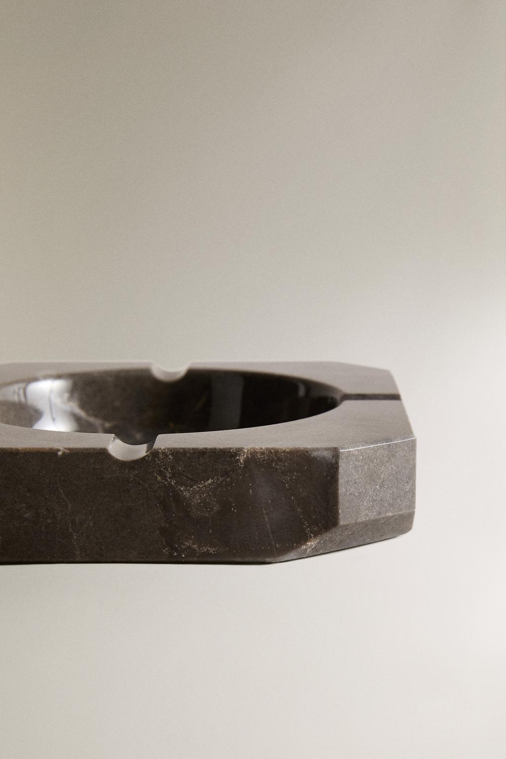 Мраморная пепельница