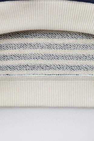 Толстовка в разноцветную полоску- Заказать в России