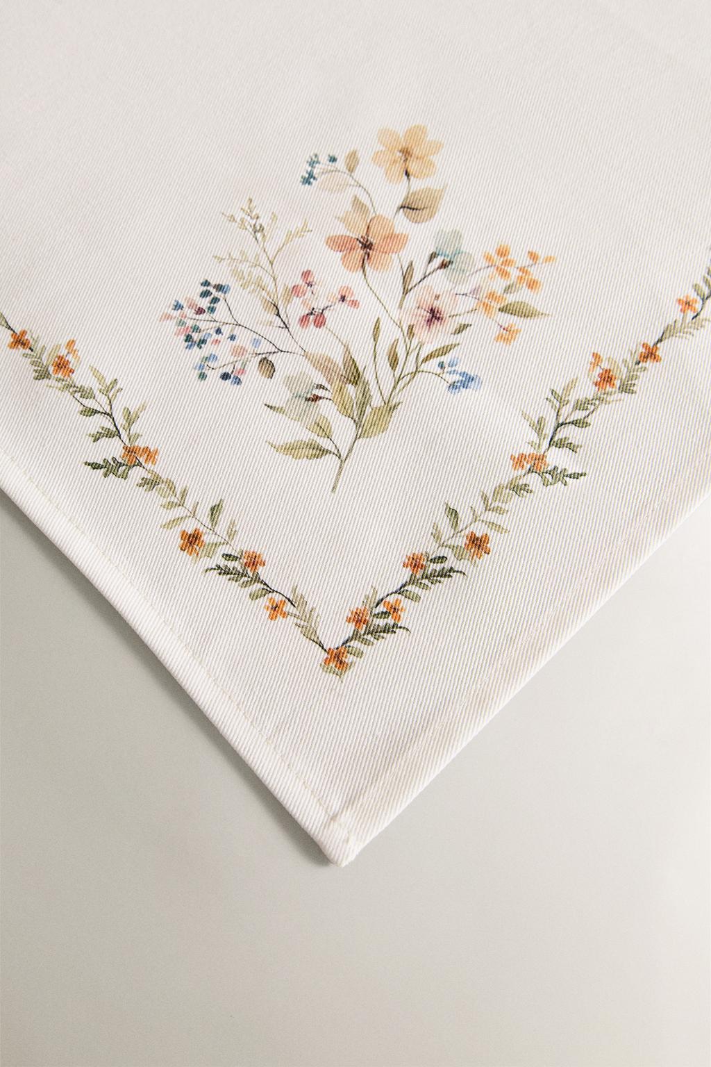 Салфетка с цветочным принтом (набор из 2)