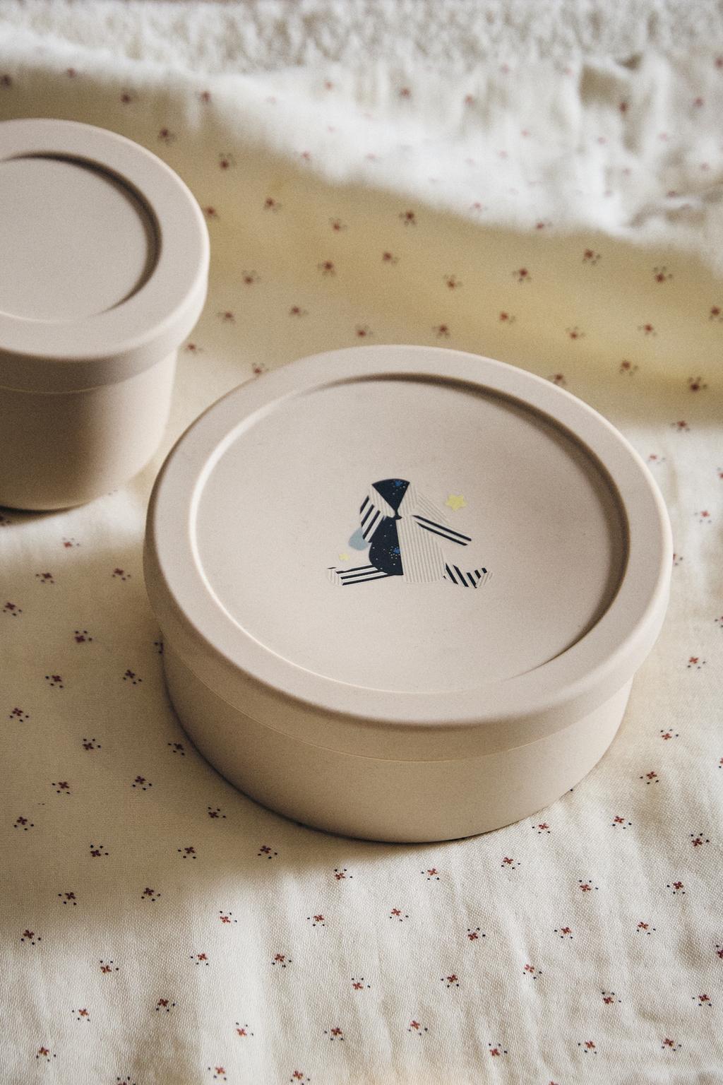 Детская силиконовая ланч-коробка с кроликом