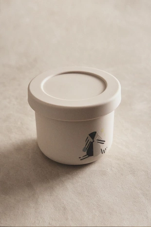 Детская силиконовая ланчбокс с кроликом- Заказать в России