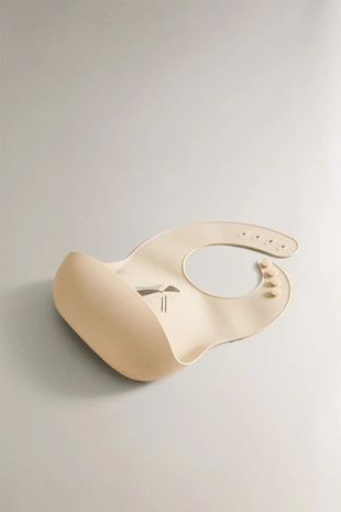 Детский силиконовый слюнявчик с изображением кролика- Заказать в России