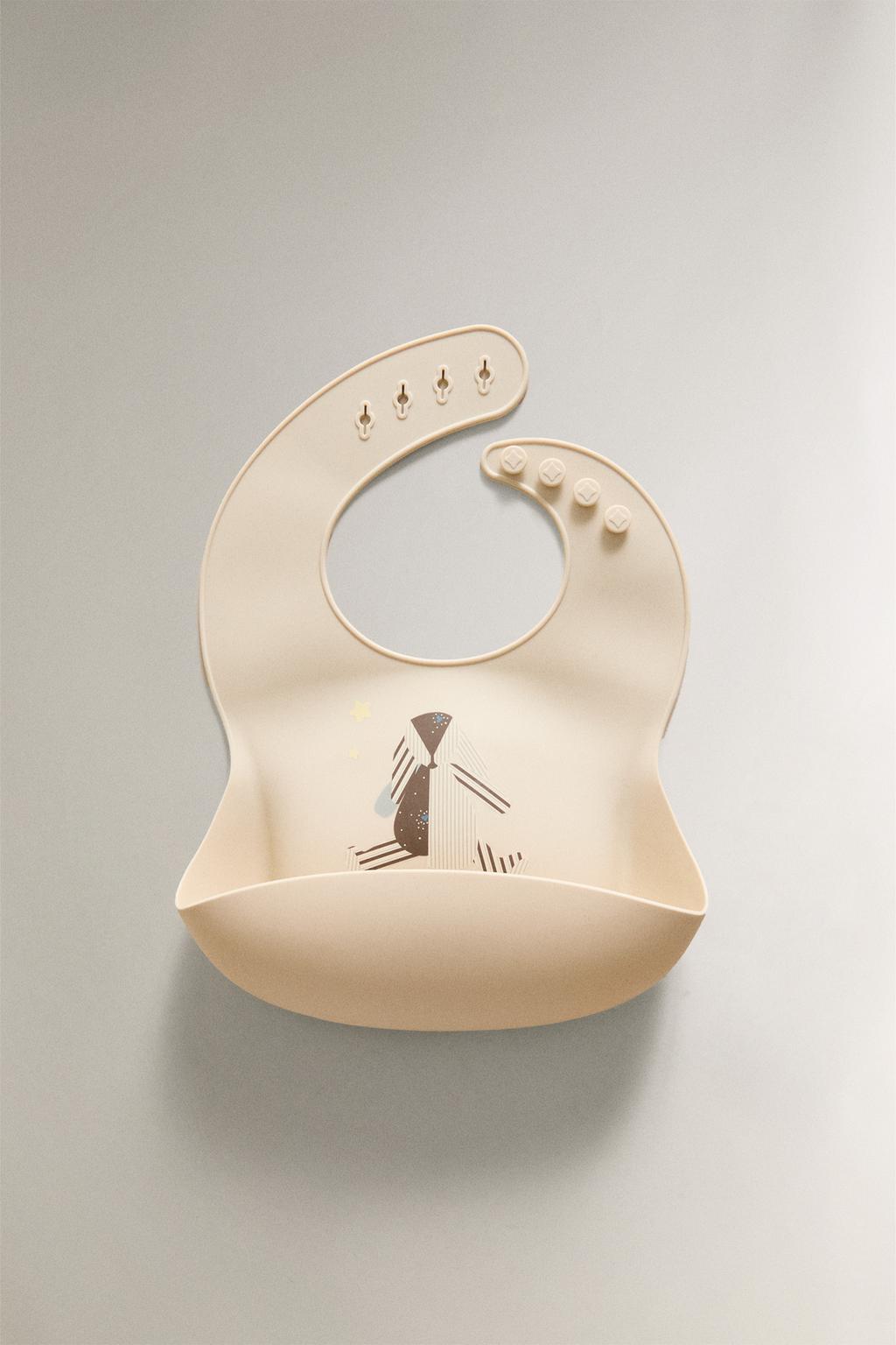 Детский силиконовый слюнявчик с изображением кролика