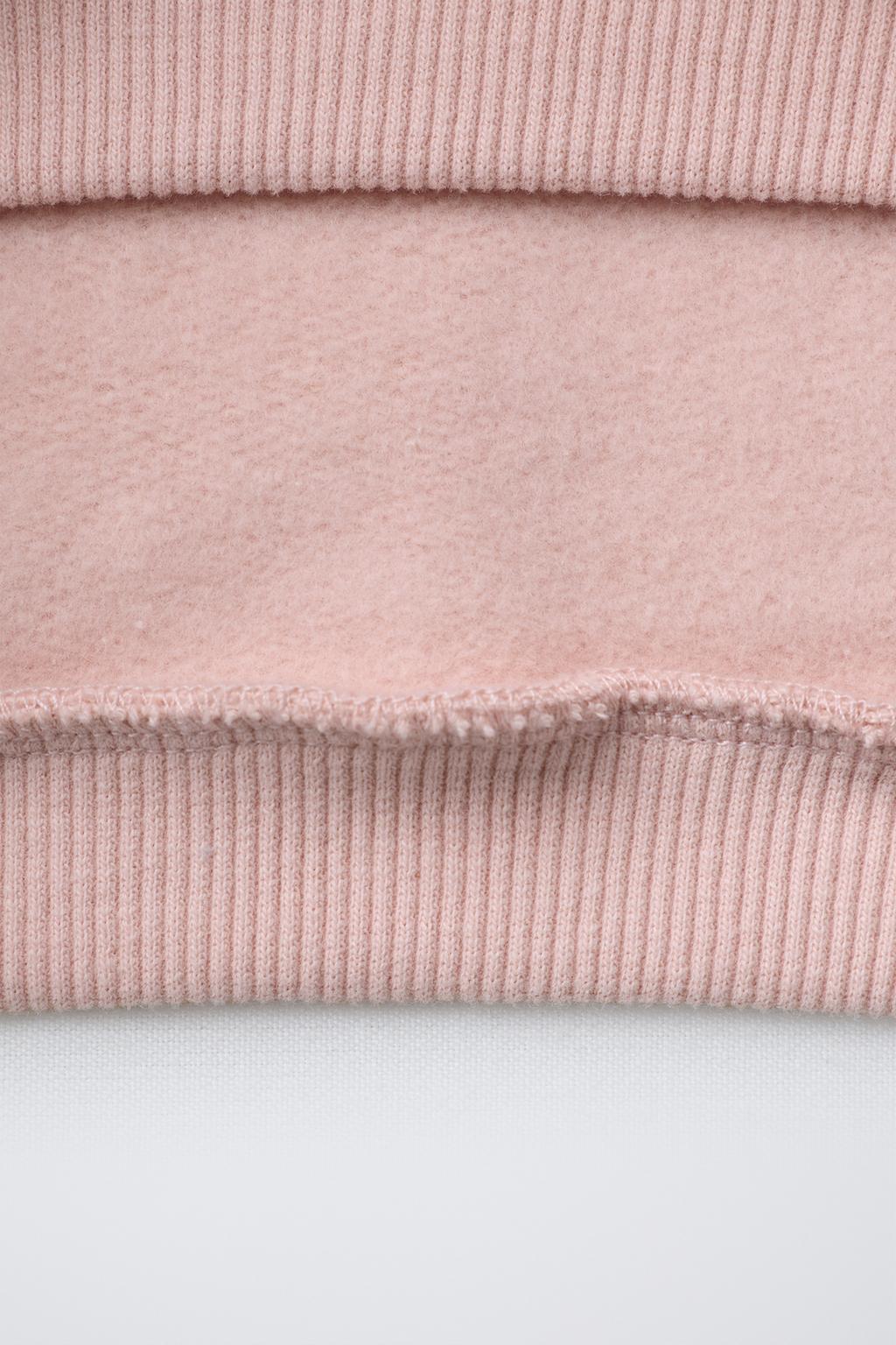 ТОЛСТОВКА С ВЫШИВКОЙ SNOOPY PEANUTS™