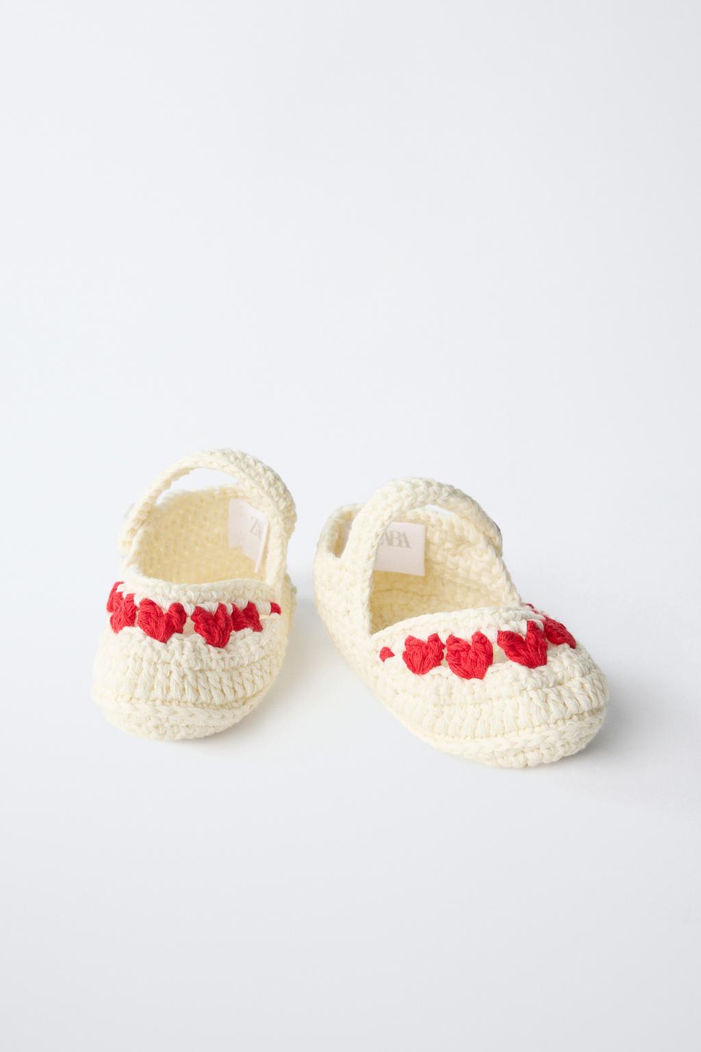 Ботильоны-сандалии с сердцами