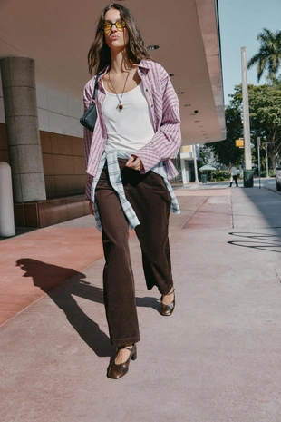 Вельветовые брюки прямого кроя- Заказать в России