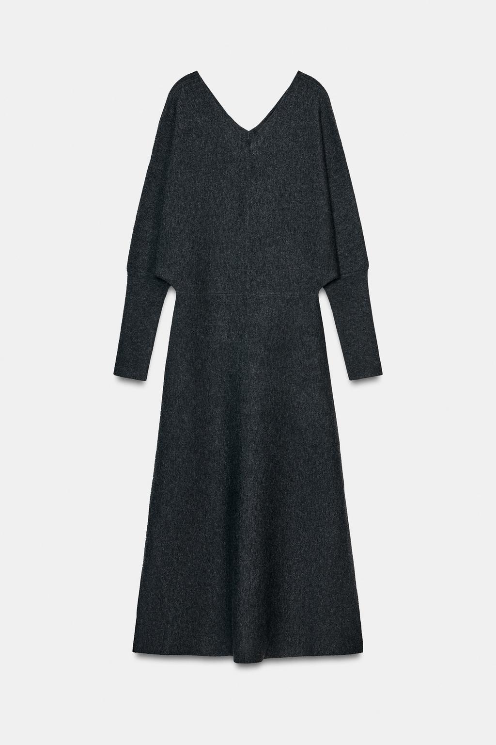 ТРИКОТАЖНОЕ ПЛАТЬЕ МИДИ С V-ОБРАЗНЫМ ВЫРЕЗОМ