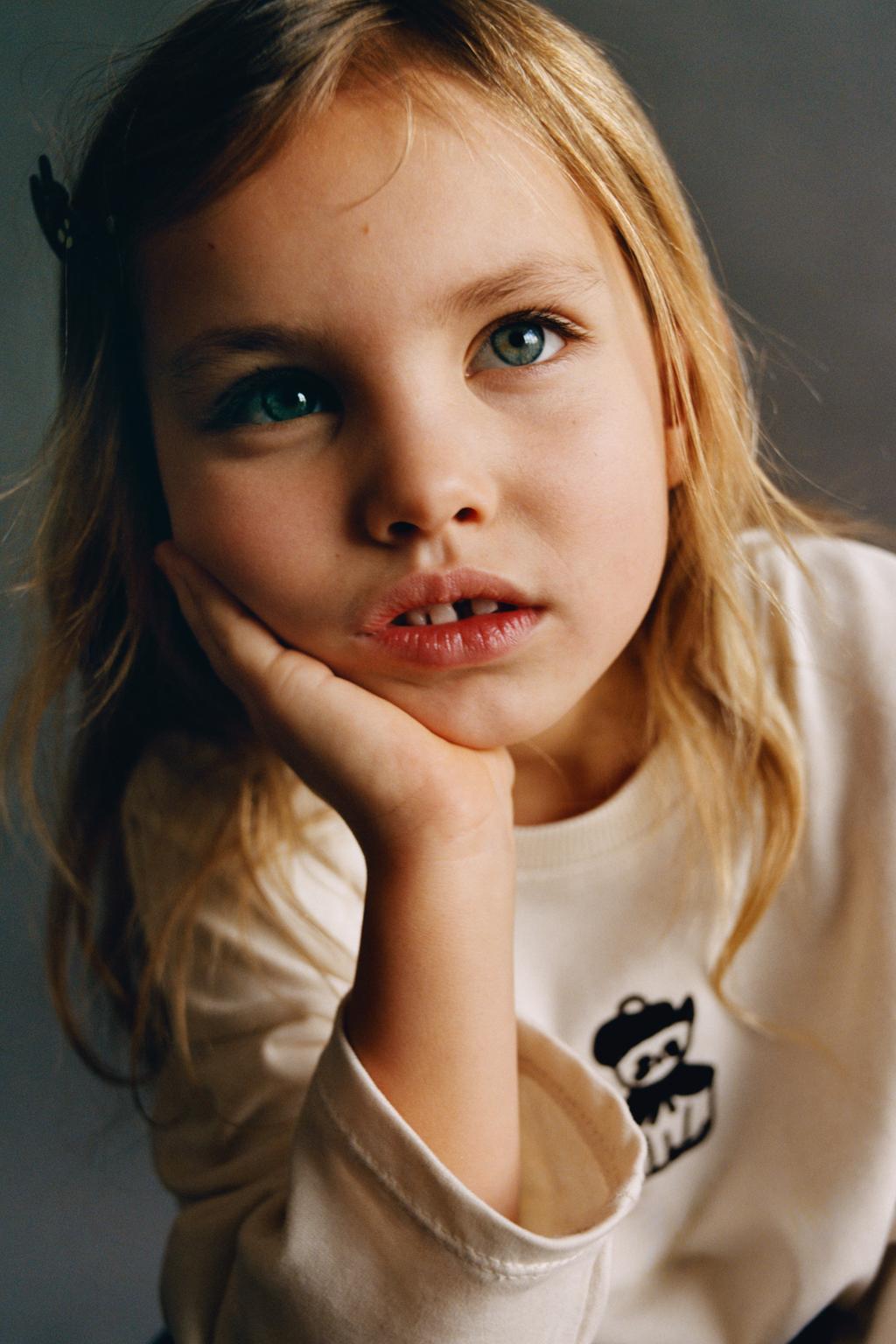 ФУТБОЛКА С РЕЛЬЕФНЫМ ПРИНТОМ NAON JEONG ©