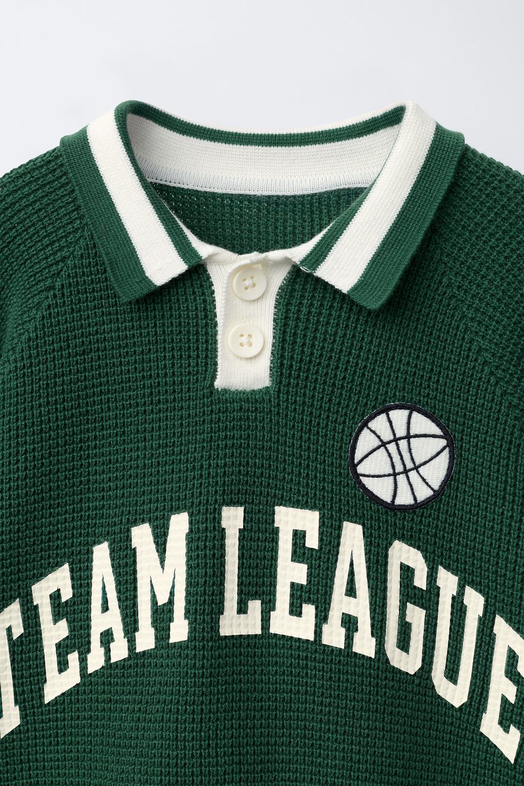 ПОЛО ВАФЕЛЬНОЙ ВЯЗКИ С ТЕКСТОМ