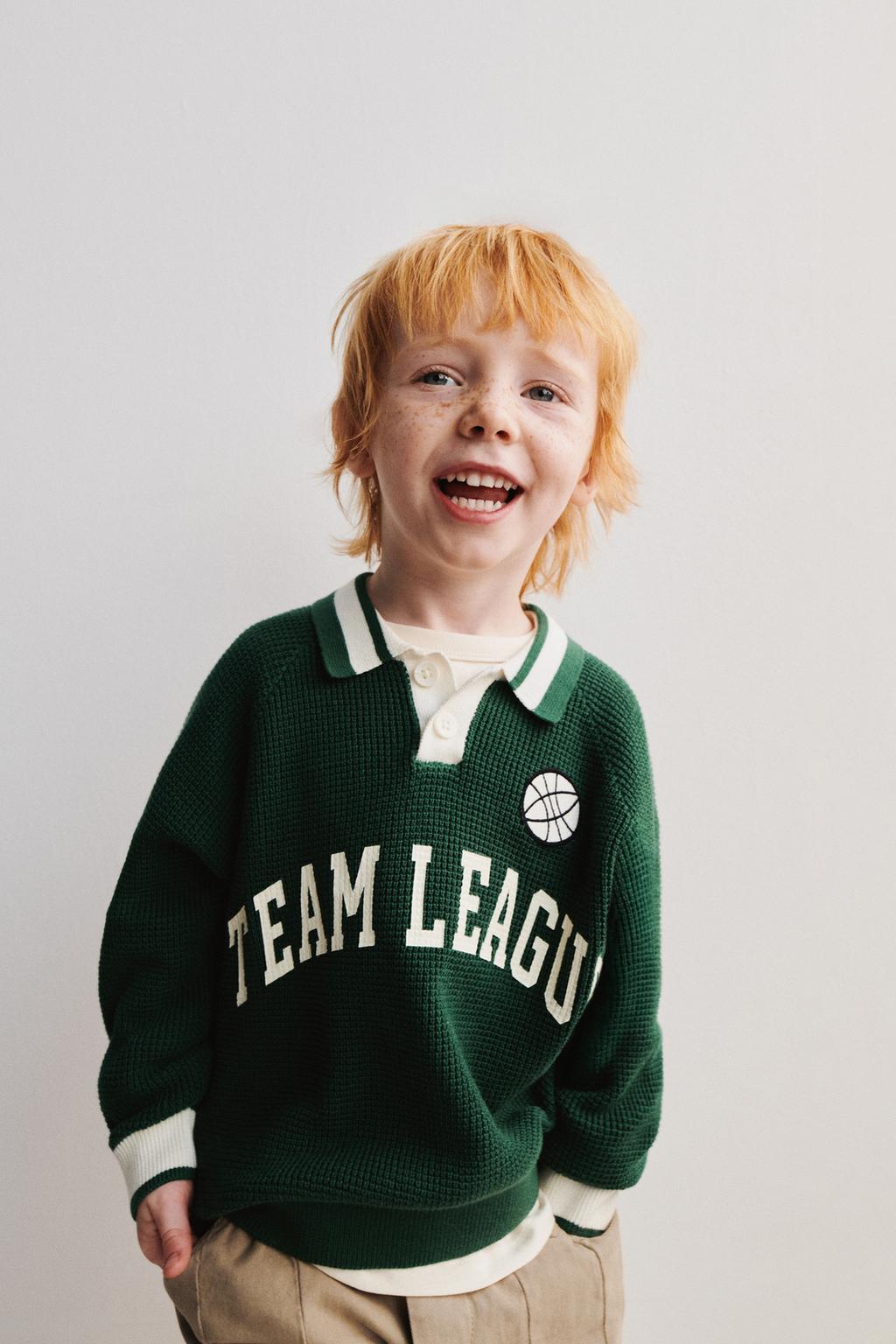 ПОЛО ВАФЕЛЬНОЙ ВЯЗКИ С ТЕКСТОМ