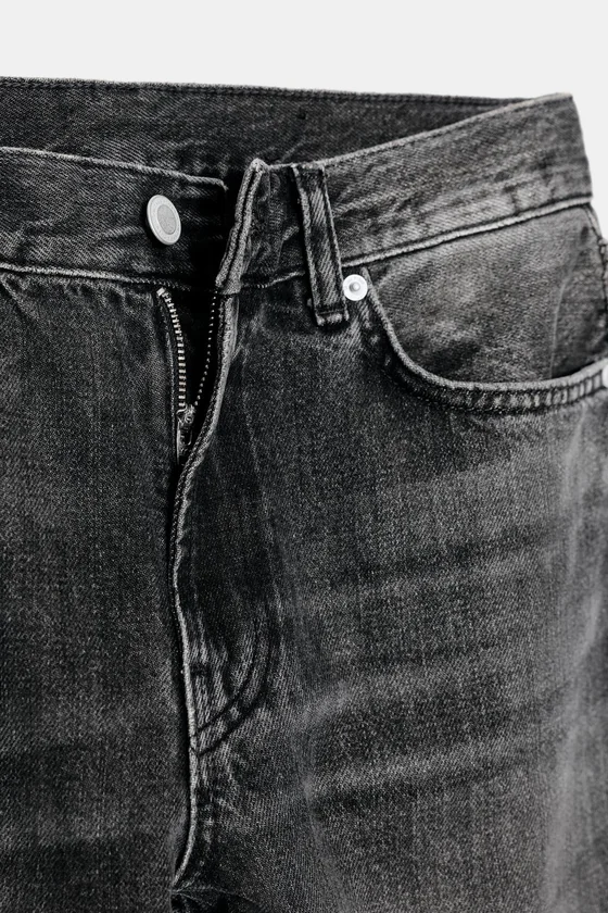 ДЖИНСЫ ПРЯМОГО КРОЯ СО СРЕДНЕЙ ПОСАДКОЙ — коллекция Zara «ZW»