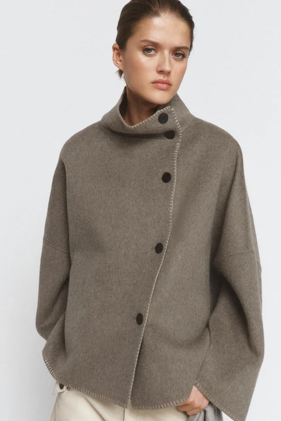 КУРТКА ИЗ СМЕСОВОЙ ШЕРСТИ С КОНТРАСТНОЙ СТРОЧКОЙ — коллекция Zara «ZW»