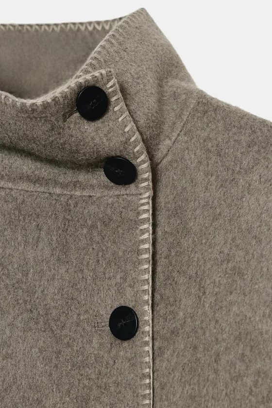 КУРТКА ИЗ СМЕСОВОЙ ШЕРСТИ С КОНТРАСТНОЙ СТРОЧКОЙ — коллекция Zara «ZW»