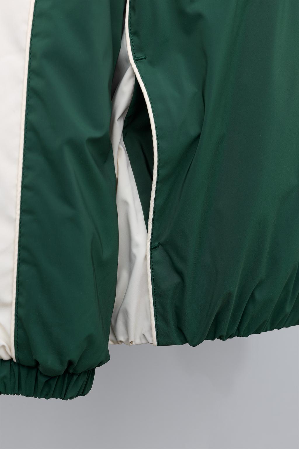 БОМБЕР С ОТСТЕГИВАЮЩИМСЯ ФЛИСОВЫМ КАПЮШОНОМ WATER REPELLENT