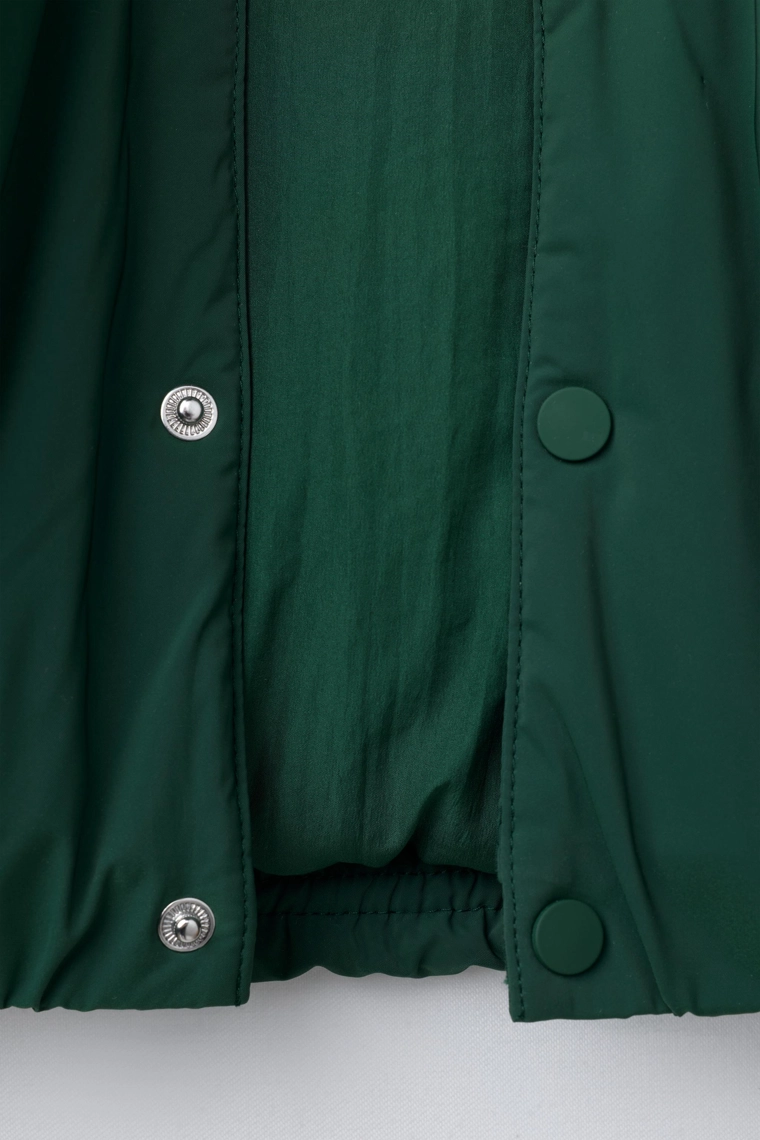 Бомбер с водоотталкивающим покрытием и съемным флисовым капюшоном