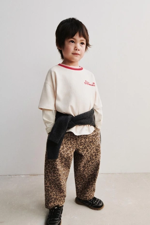 Брюки BAGGY с анималистическим принтом- Заказать в России