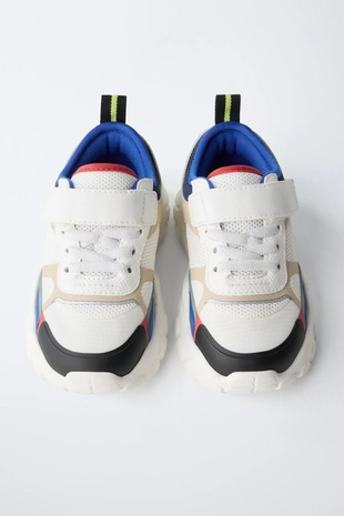 Кроссовки со вставками- Заказать в России