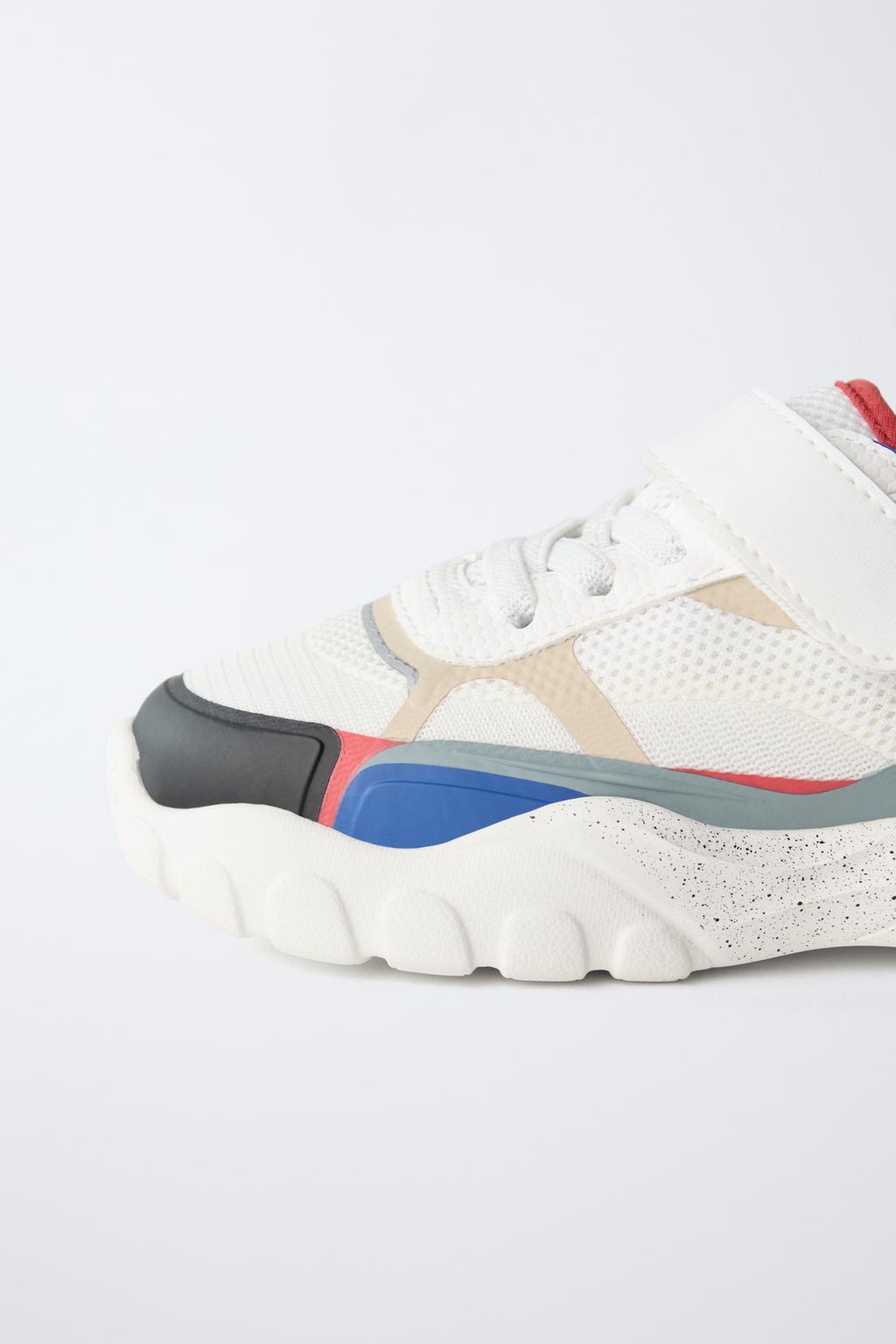 КРОССОВКИ СО ВСТАВКАМИ