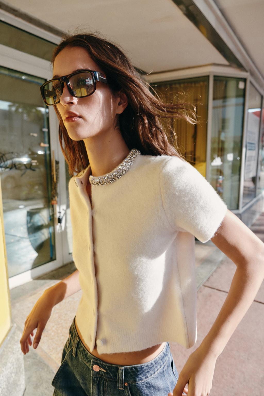 КАРДИГАН ИЗ ШЕРСТИ С ВОРОТНИКОМ И СТРАЗАМИ