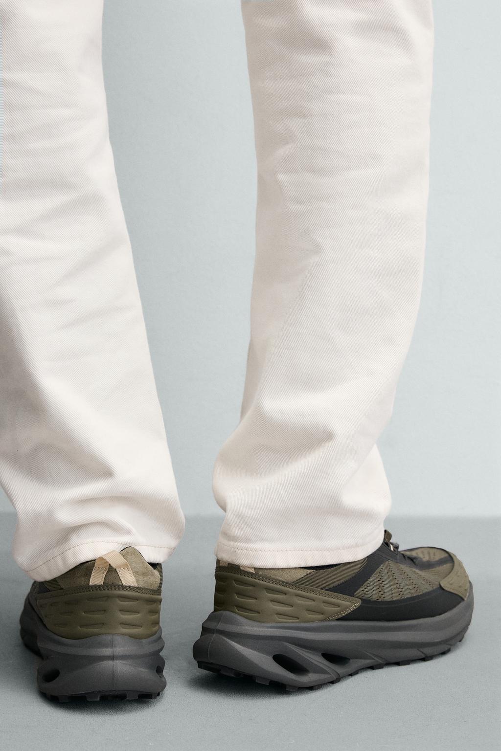 СПОРТИВНЫЕ КРОССОВКИ