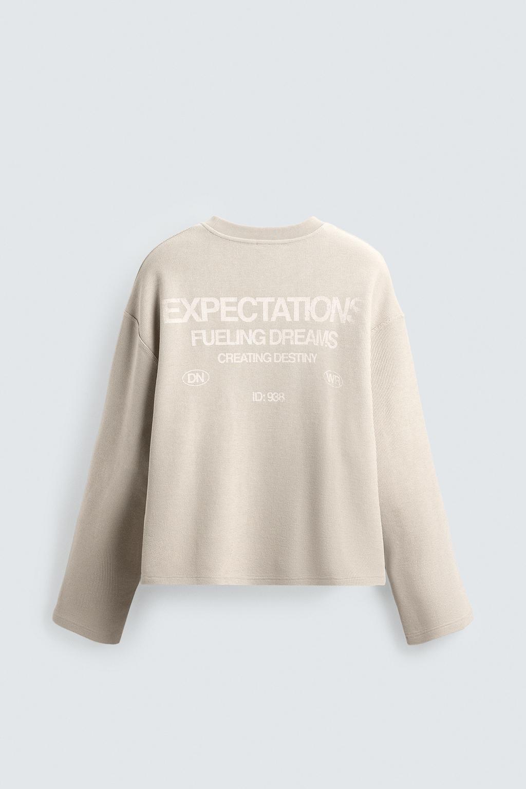 ТОЛСТОВКА С УЗОРОМ И ПРИНТАМИ