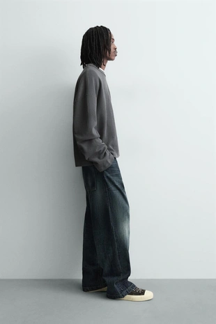 Толстовка с рельефной тканью и надписью- Заказать в России