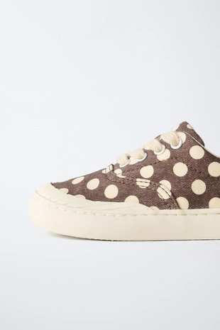 Кроссовки в горошек- Заказать в России