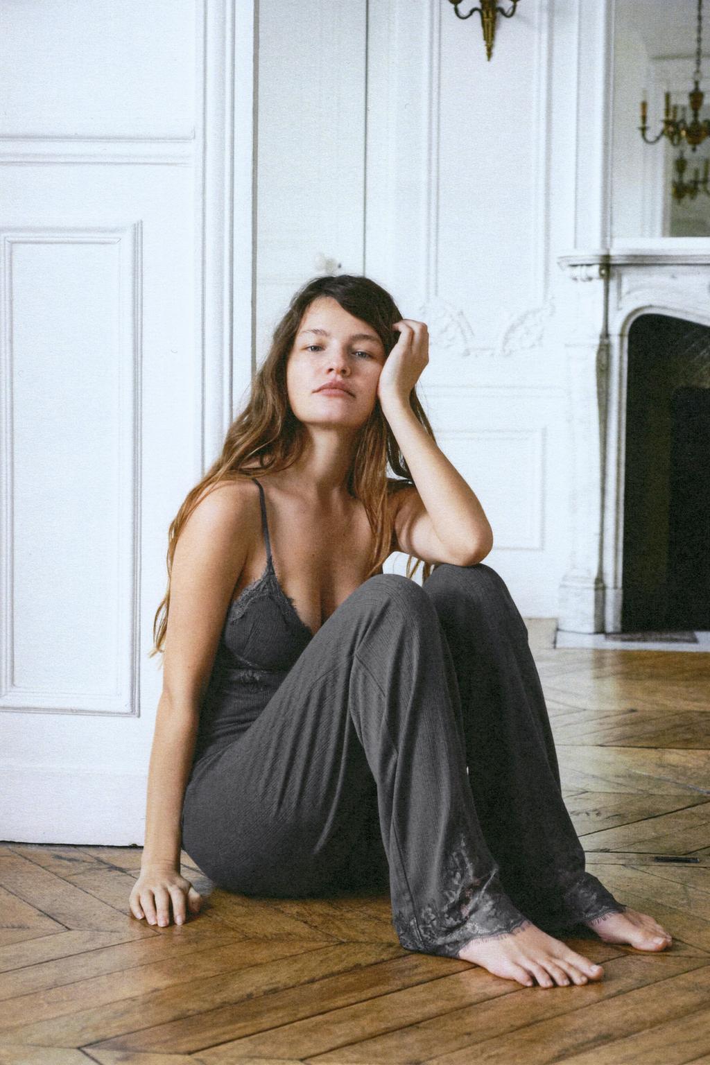 ТОП КРУПНОЙ ВЯЗКИ С КРУЖЕВОМ