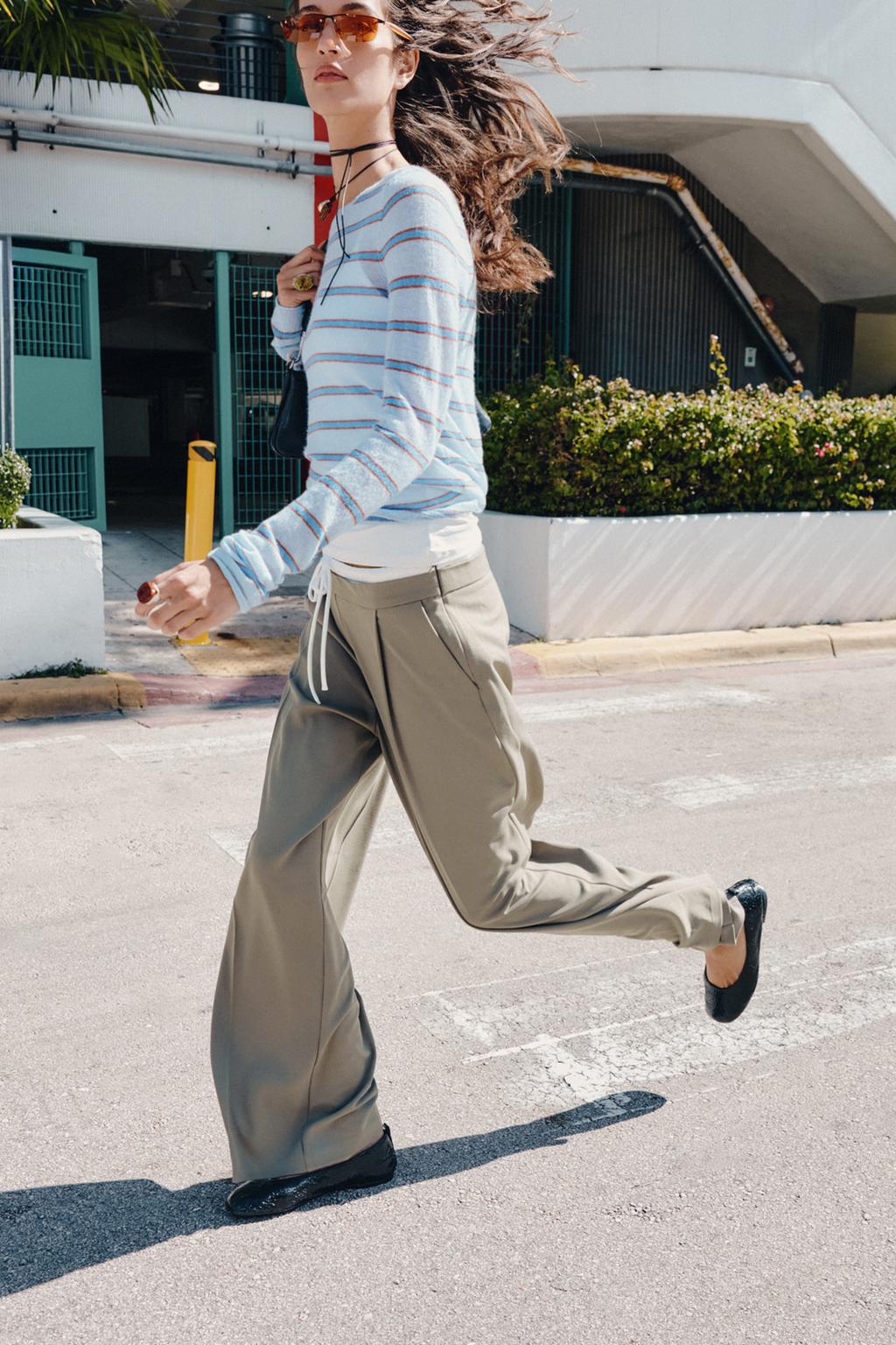 БРЮКИ С ШИРОКИМИ ШТАНИНАМИ И ДВОЙНЫМ ПОЯСОМ