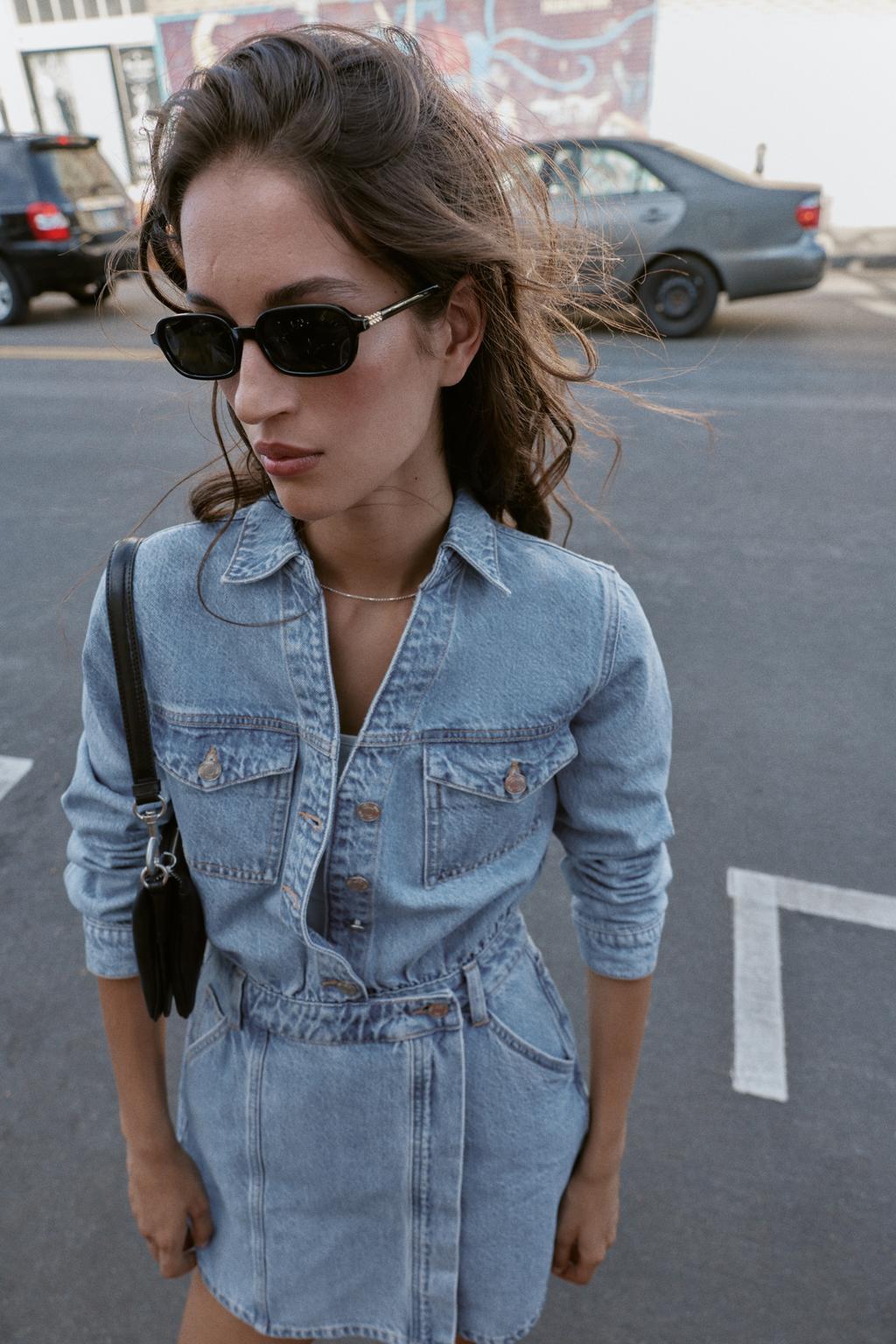 КОРОТКОЕ ДЖИНСОВОЕ ПЛАТЬЕ Z1975