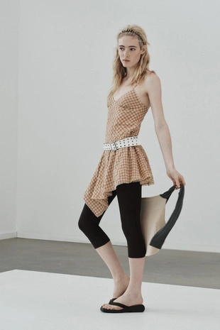 Короткое платье в клетку с кружевом- Заказать в России