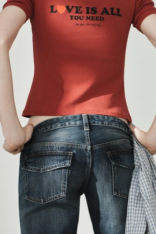 Футболка с надписью спереди- Заказать в России