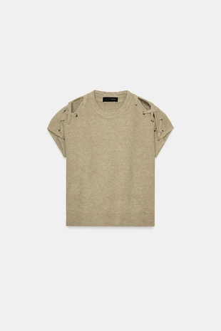 Джемпер с отделкой на плечах- Заказать в России