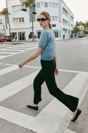 Свитер из 100% шерсти с короткими рукавами в полоску- Заказать в России