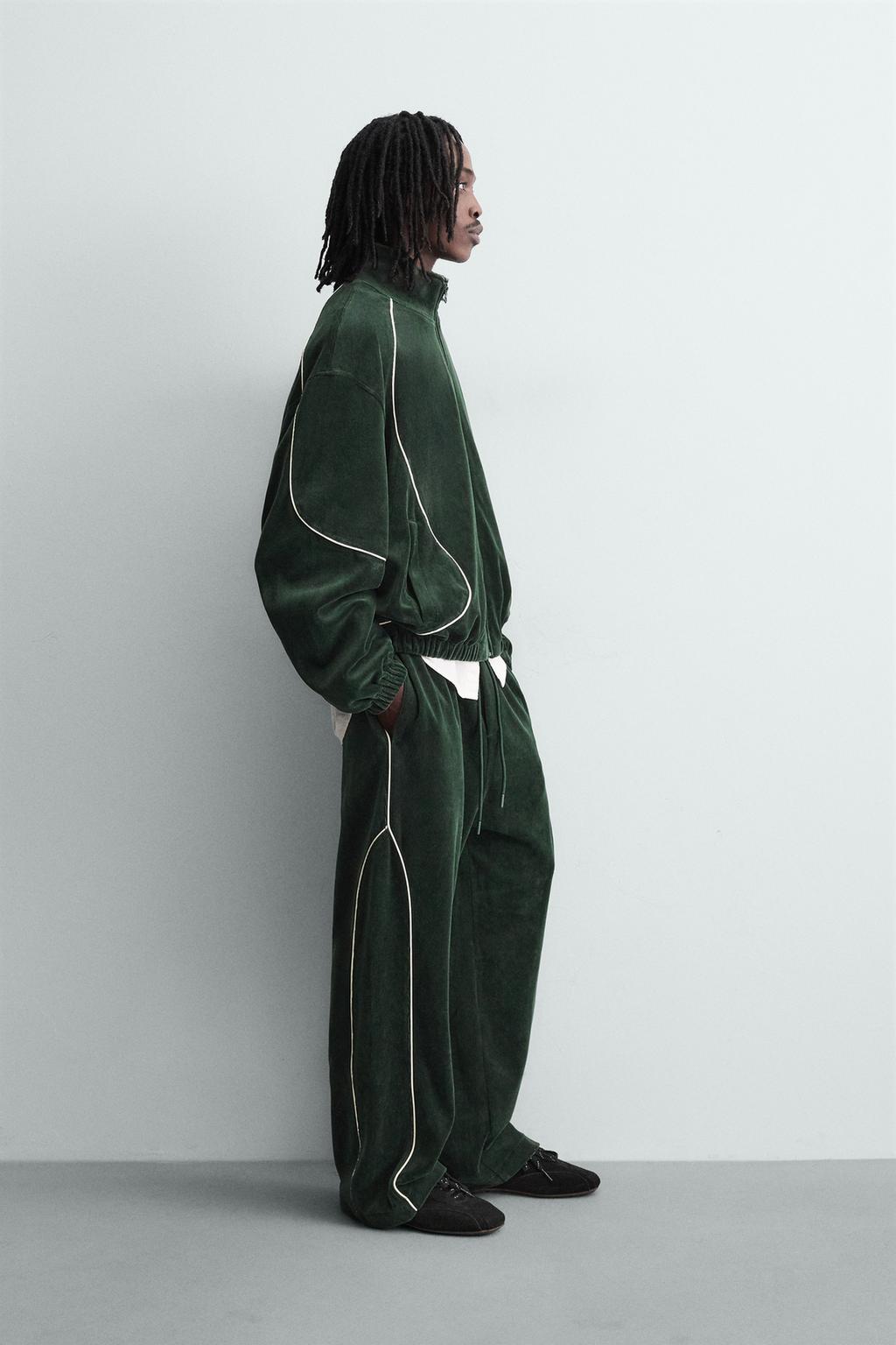 ВЕЛЮРОВАЯ КУРТКА С ОТОРОЧКОЙ