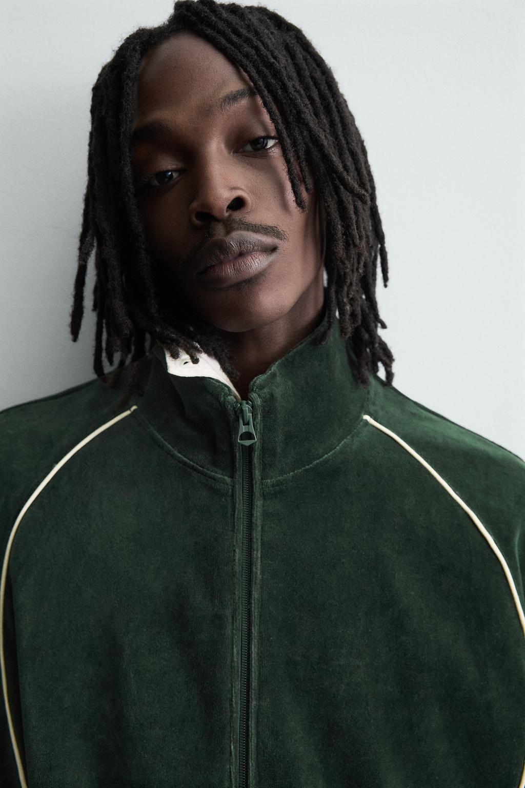 ВЕЛЮРОВАЯ КУРТКА С ОТОРОЧКОЙ