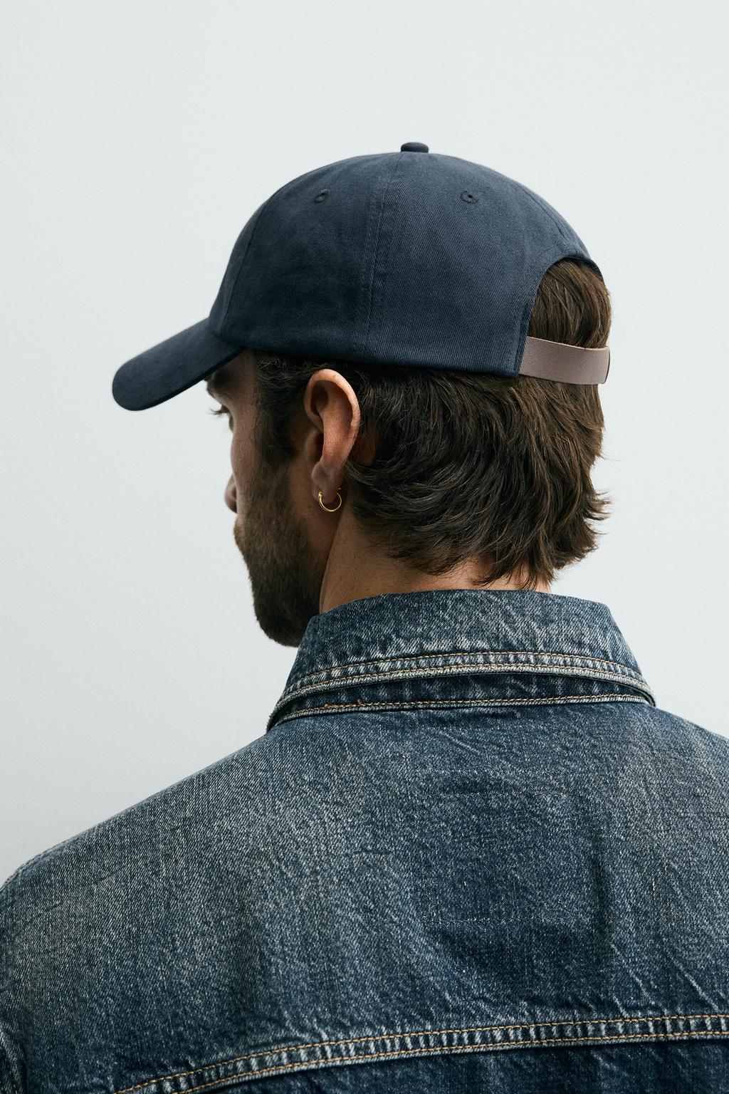 КЕПКА С ВЫШИТОЙ НАДПИСЬЮ