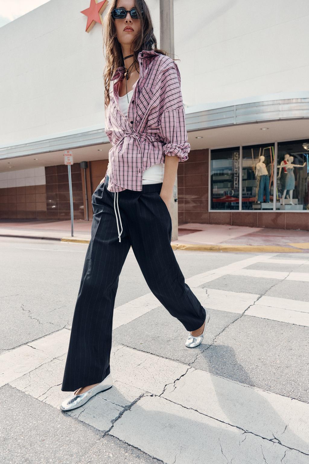 БАЛЕТКИ С МЕТАЛЛИЗИРОВАННЫМ ЭФФЕКТОМ