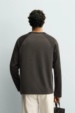 Футболка в стиле колор-блок- Заказать в России