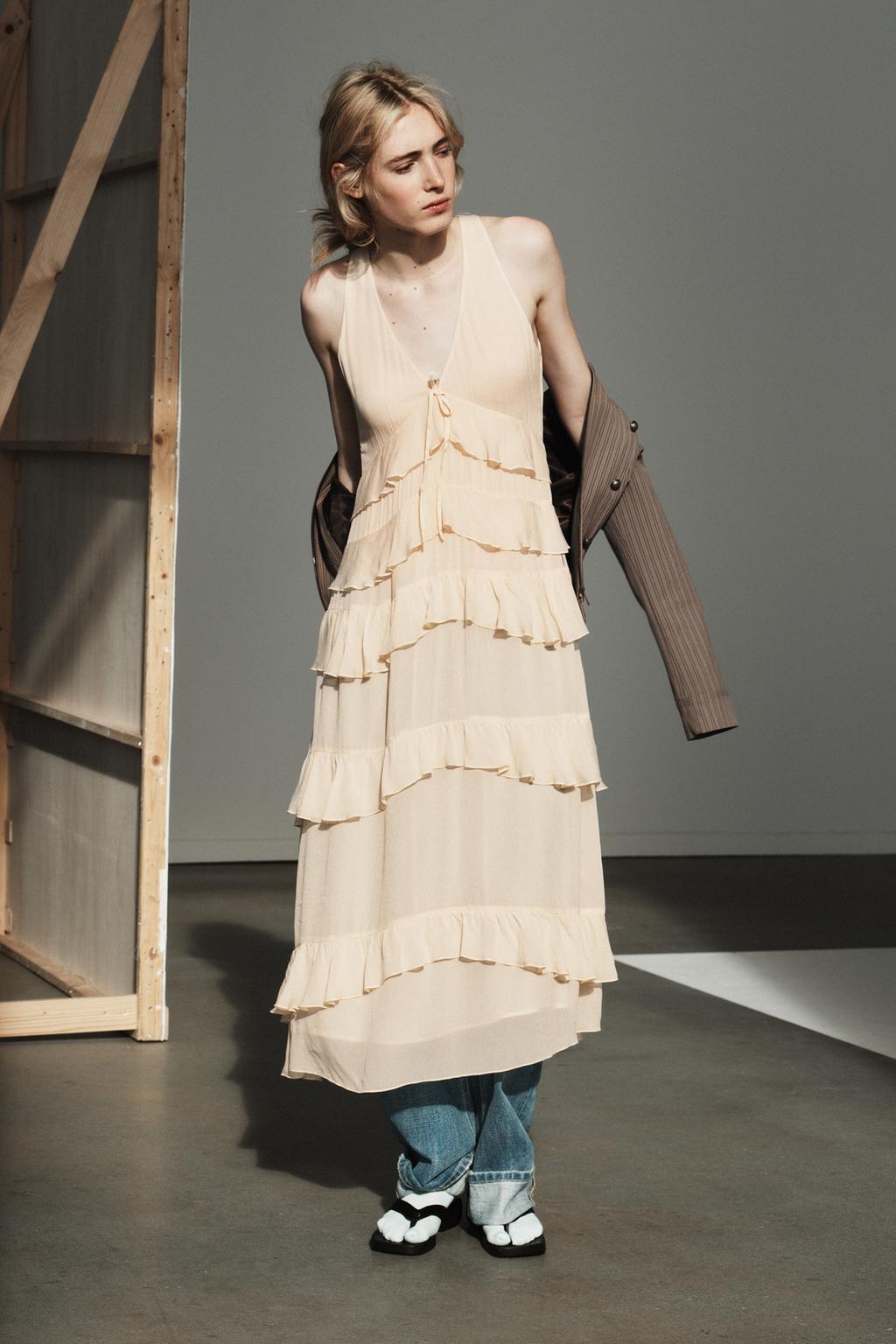 ПЛАТЬЕ МИДИ С ВОЛАНАМИ