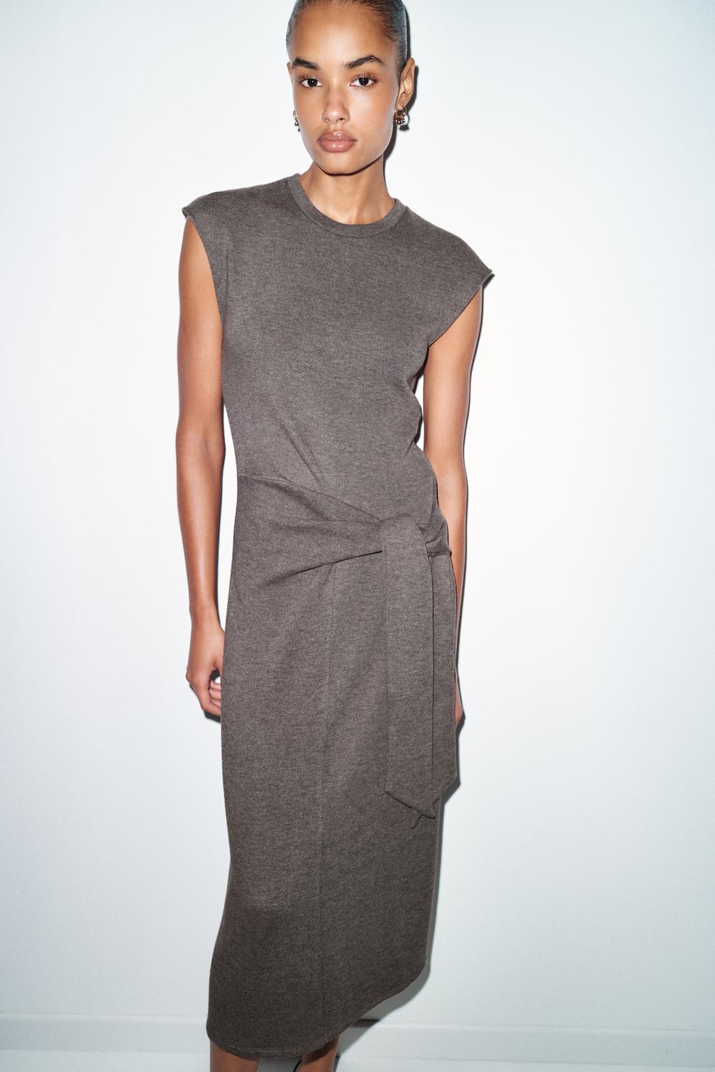 МЯГКОЕ ПЛАТЬЕ С УЗЛОМ