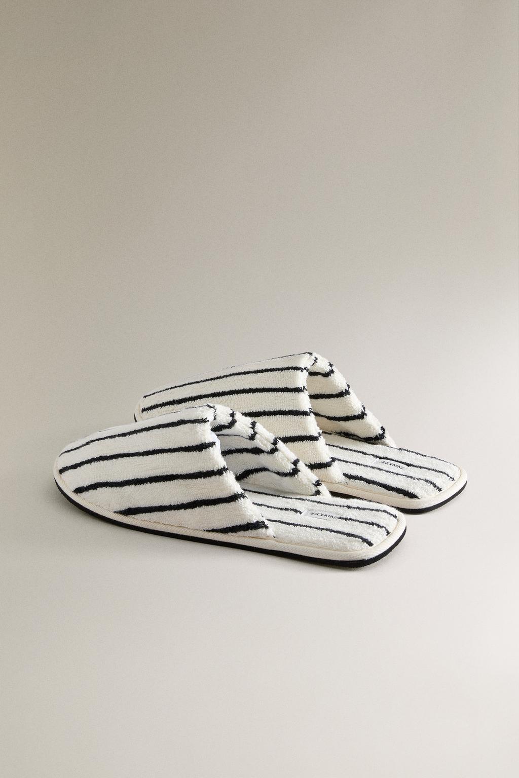 Тапочки для ванной из вельвета в полоску