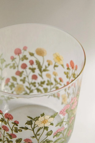 Стакан с рисунком из цветов- Заказать в России