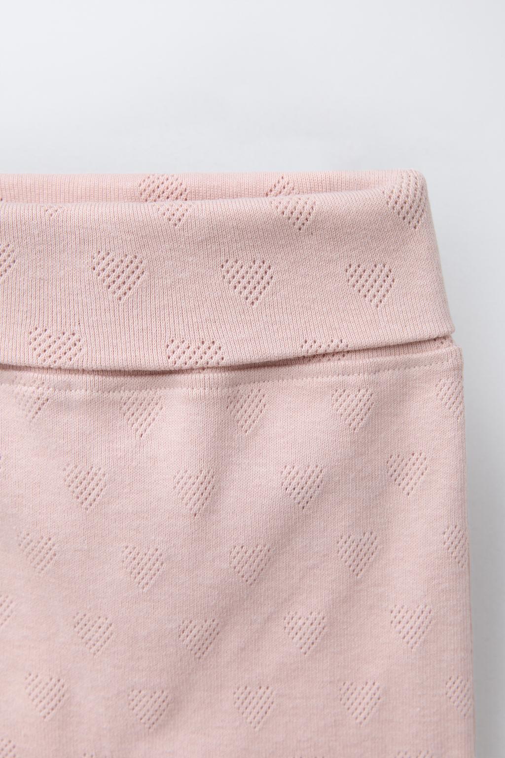 НАБОР ДЛЯ НОВОРОЖДЕННОГО И СУМКА ИЗ АЖУРНОЙ ТКАНИ С СЕРДЦАМИ