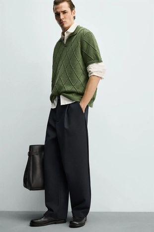 Поло с текстурным узором и прозрачной вязкой- Заказать в России