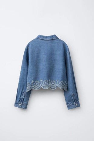 Джинсовая рубашка с отделкой шитьем- Заказать в России