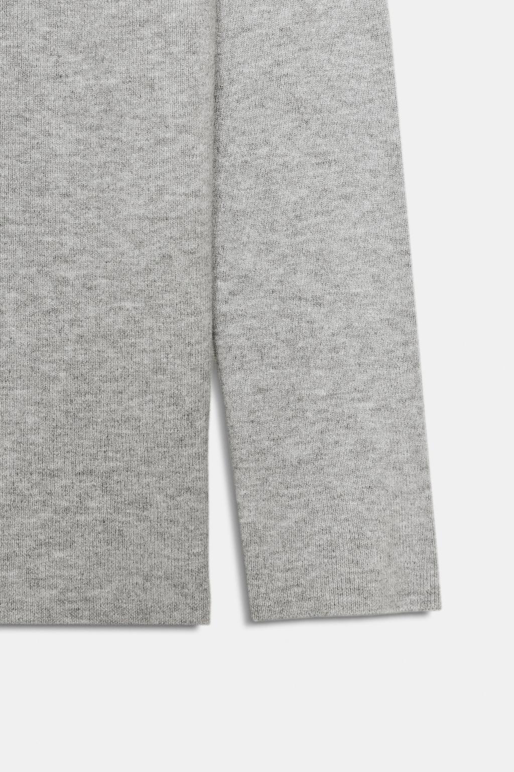 СВИТЕР С ОТКРЫТЫМИ ПЛЕЧАМИ