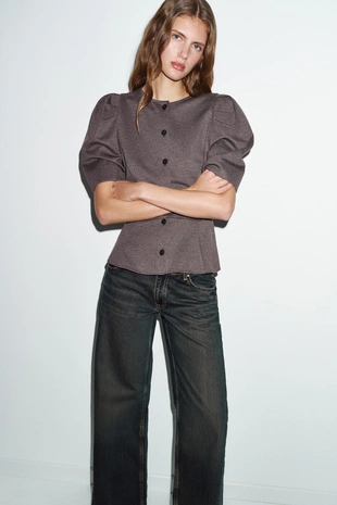 Топ с объемными рукавами- Заказать в России